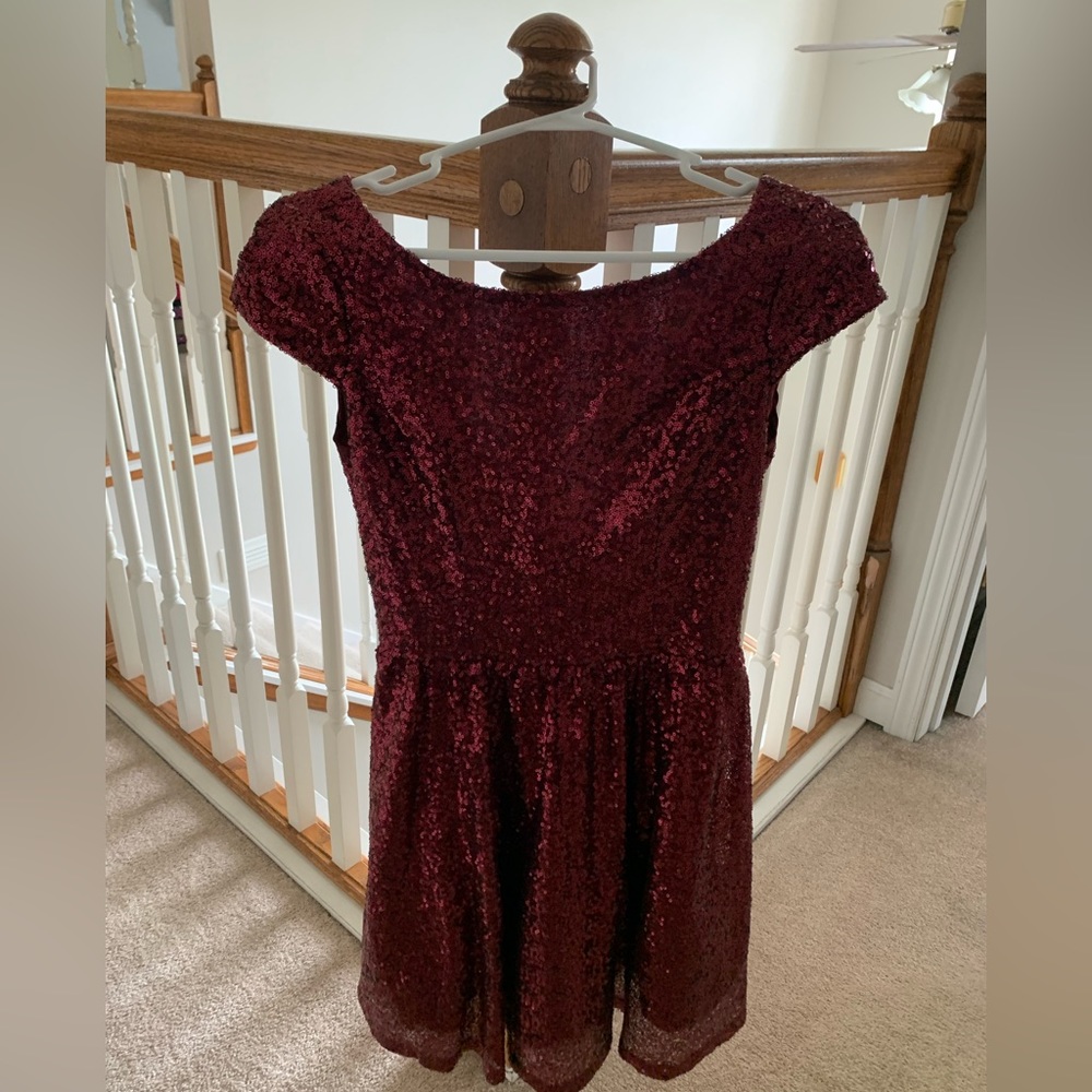 Formal dress, sequence